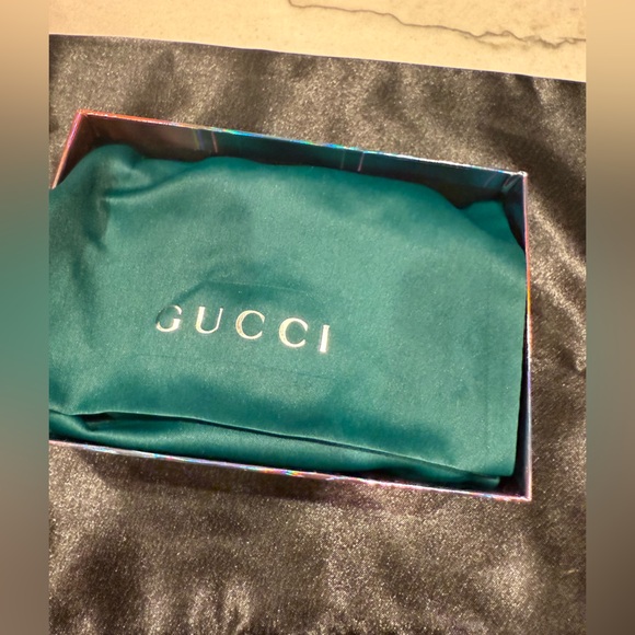 Gucci Flora Print Ophidia Print Wallet-Red Leather interior. Full Inclusion - Picture 2 of 16